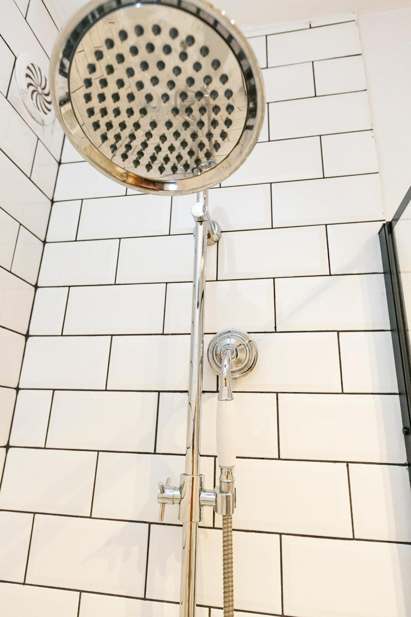 Nowogrodzka 78 - Apartament Dla 4 Osob - 200M Od Szpitala Klinicznego Na Lindleya - 1Km Do Dworca Centralnego - Wifi - Smart Tv 45 Cali Varsavia Esterno foto