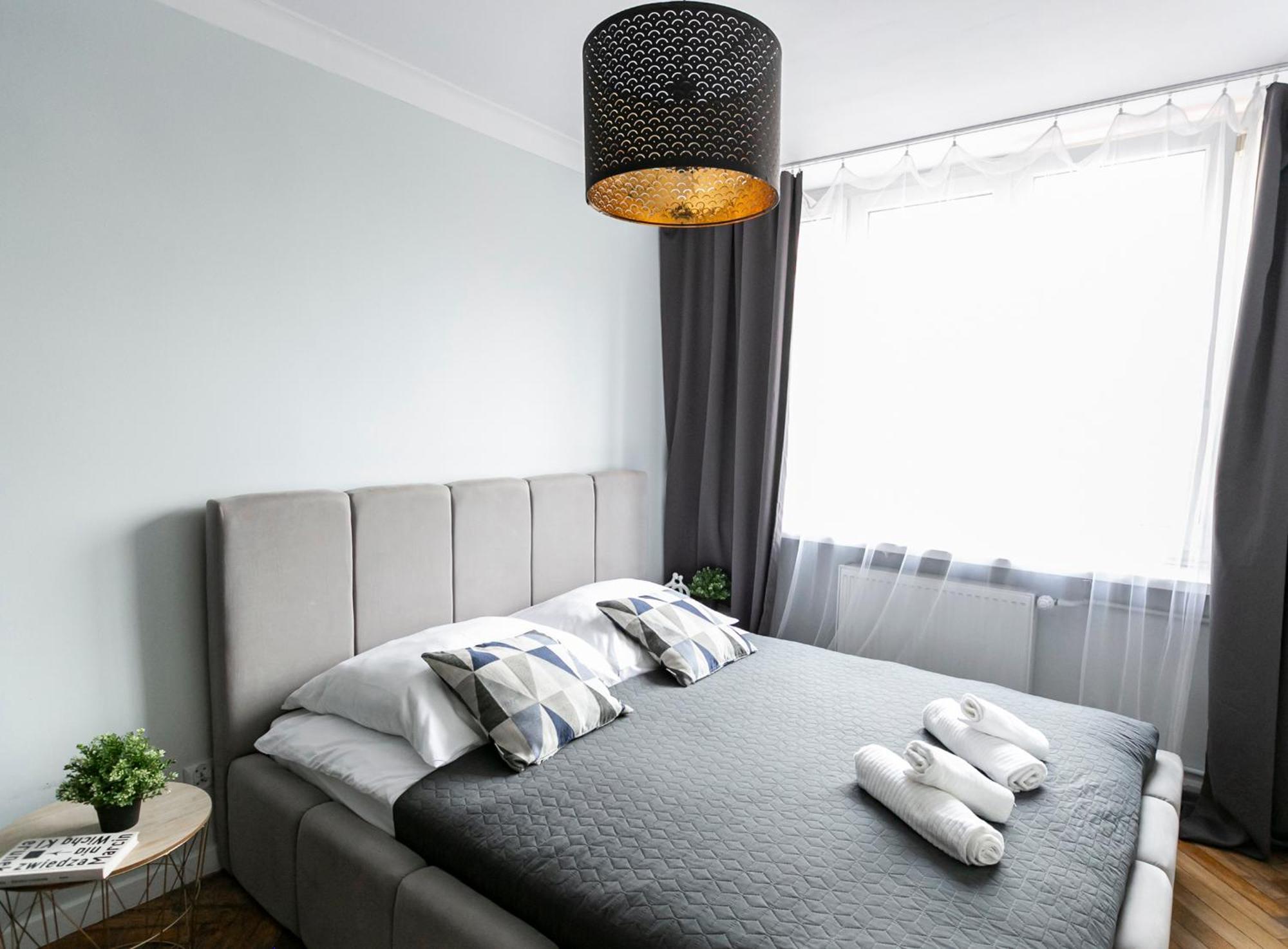 Nowogrodzka 78 - Apartament Dla 4 Osob - 200M Od Szpitala Klinicznego Na Lindleya - 1Km Do Dworca Centralnego - Wifi - Smart Tv 45 Cali Varsavia Esterno foto